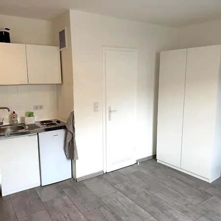 Studio-apartment In Zentraler Lage Naehe Uni * Kassel